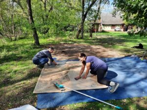 workawayers in hungarian camping